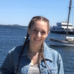 Meet your Posher, Marissa